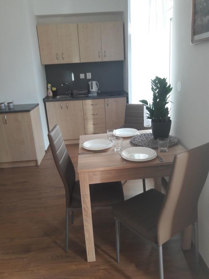 Apartmany Lipa Tábor Exteriör bild